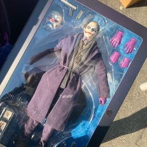 Joker The Dark Knight Collectable Figure